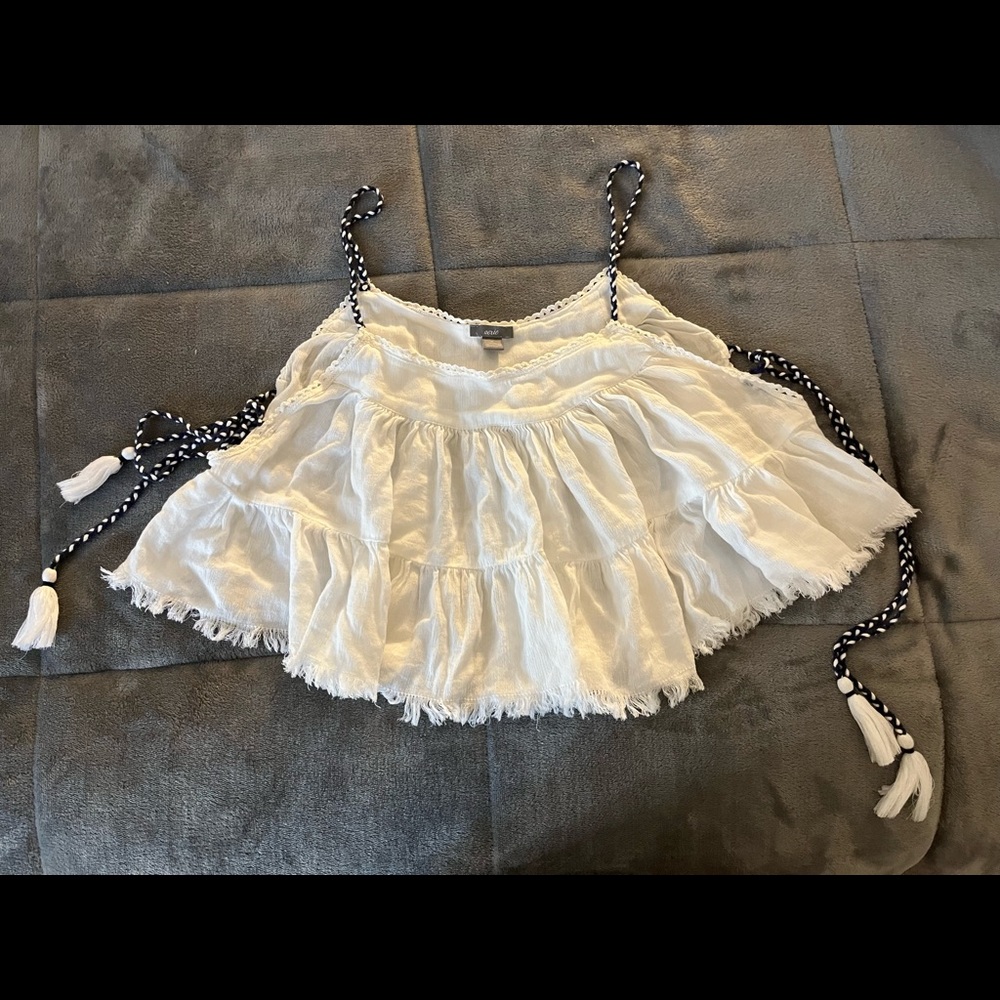 Brand: Aerie Size: XS Color: White